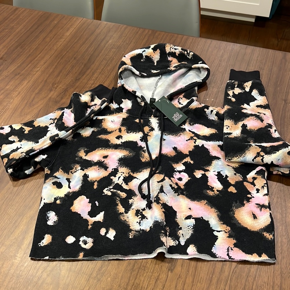 Wild Fable oversized cropped sweatshirt